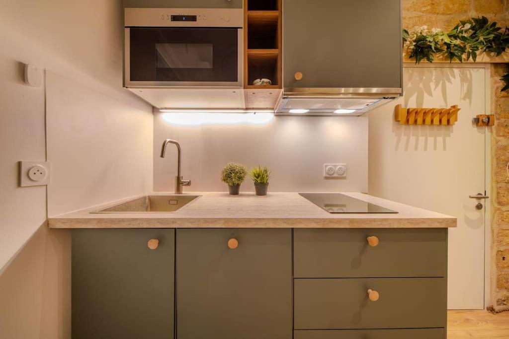 La Suite Eximia Avec Patio - Parking Souterrain Inclus - Centre Historique Montpellier Ngoại thất bức ảnh