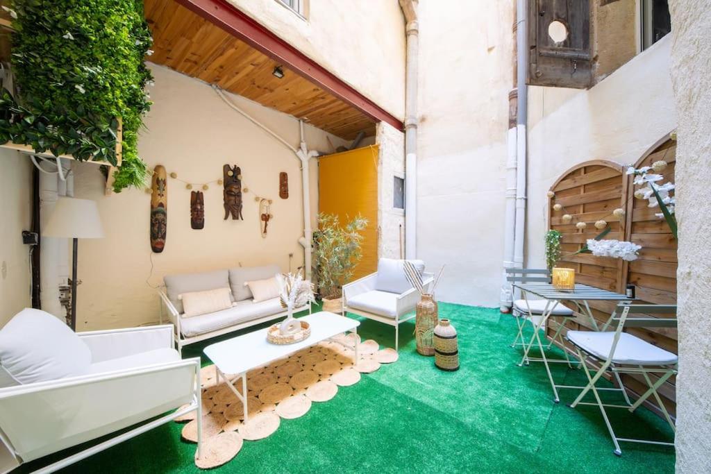 La Suite Eximia Avec Patio - Parking Souterrain Inclus - Centre Historique Montpellier Ngoại thất bức ảnh
